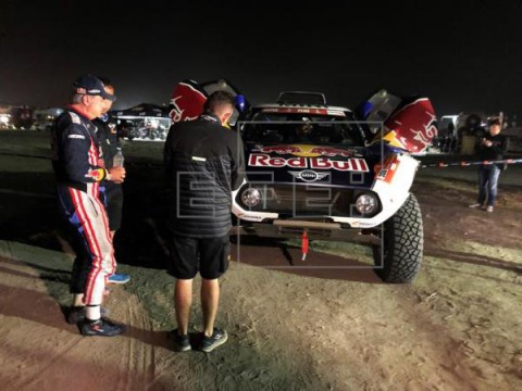 AUTO MOTO DAKAR La etapa `maratón` del Dakar amenaza con dejar a más pilotos fuera de carrera