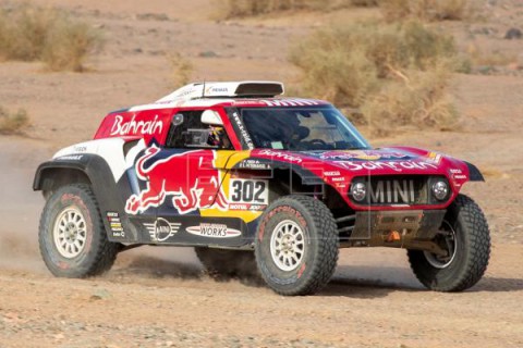 AUTO MOTO DAKAR Peterhansel gana la sexta etapa, con Sainz segundo y más líder y Alonso quinto