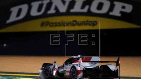 AUTOMOVILISMO 24 HORAS DE LE MANS Fernando Alonso sigue segundo tras el Toyota de `Pechito`, a falta de 6 horas