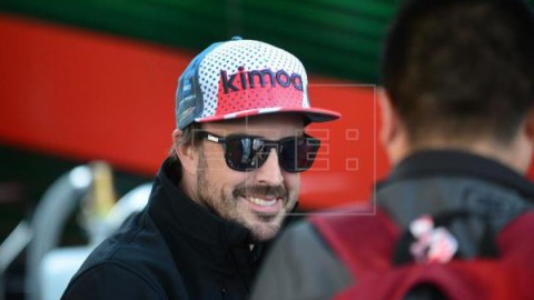 AUTOMOVILISMO DAKAR Alonso probará este miércoles en Suráfrica un Toyota con miras al Dakar