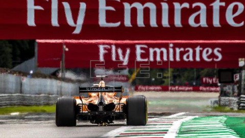 AUTOMOVILISMO FÓRMULA UNO Alonso se retira en la décima vuelta en Monza