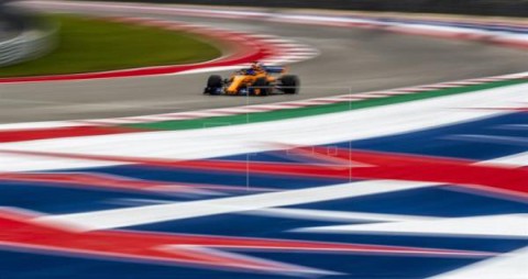 AUTOMOVILISMO FÓRMULA UNO Fernando Alonso abandona el Gran Premio de Estados Unidos en la primera vuelta