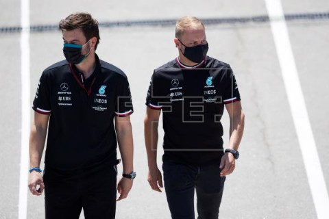 AUTOMOVILISMO FÓRMULA UNO: GP DE ESPAÑA Bottas lidera los primeros libres, con Sainz sexto y Alonso decimoquinto