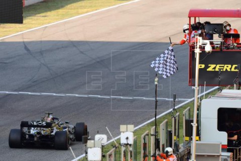 AUTOMOVILISMO FÓRMULA UNO Hamilton más líder tras lograr en Mugello su victoria 90 en F1