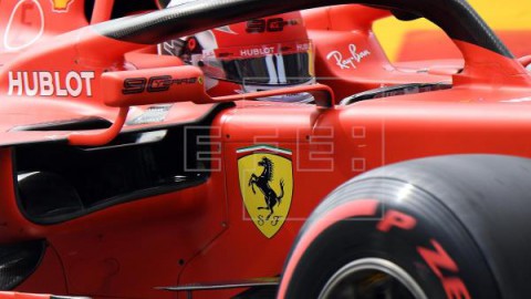 AUTOMOVILISMO GP ITALIA Leclerc logra la `pole` en Monza en un esperpéntico final