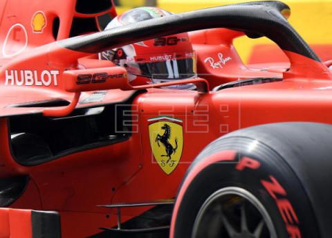 AUTOMOVILISMO GP ITALIA Leclerc logra la `pole` en Monza en un esperpéntico final