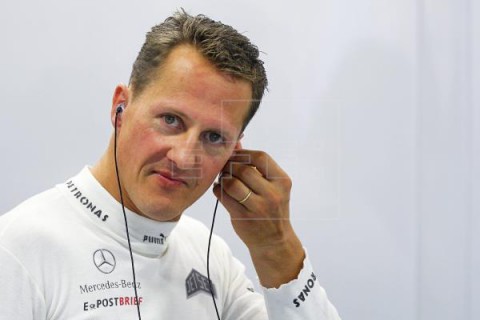 AUTOMOVILISMO SCHUMACHER Schumacher, trasladado a París para un tratamiento médico en un hospital