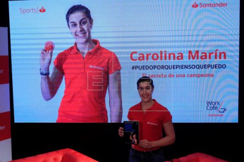 BÁDMINTON `Puedo porque pienso que puedo`, el lema que inspira a Carolina Marín