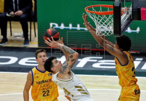 BALONCESTO ACB LIGA ENDESA 91-73. Trabajada victoria madridista tras un exuberante inicio