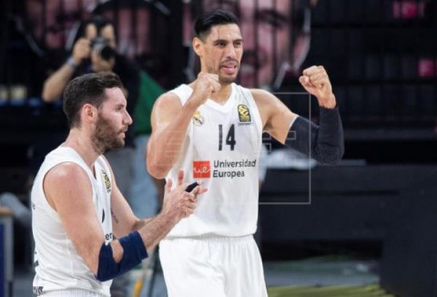 BALONCESTO EUROLIGA 82-84. Un imperial Ayón corta la mala racha del Real Madrid