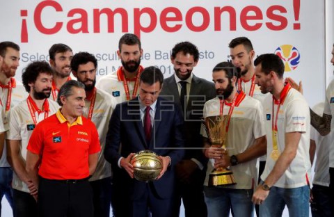 BALONCESTO MUNDIAL 2019 Pedro Sánchez: Gracias por hacernos disfrutar y llevar a España a lo más alto