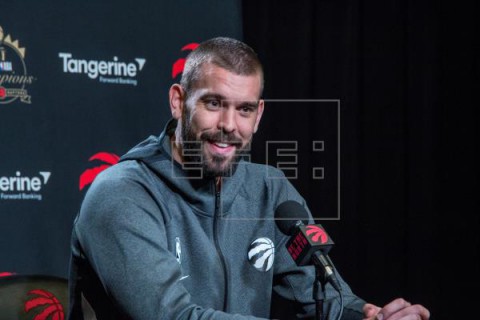 BALONCESTO NBA Gasol vuelve a jugar con los Raptors tras perderse doce partidos por lesión