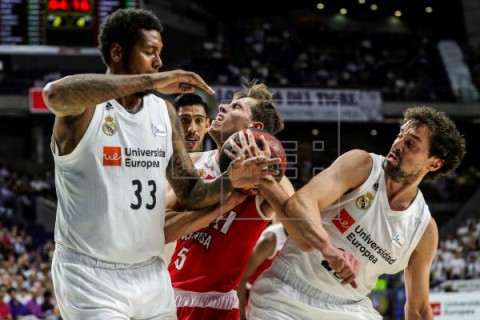 BALONCESTO REAL MADRID-BAXI MANRESA 98-75. El Real Madrid impone su autoridad y evita sorpresas