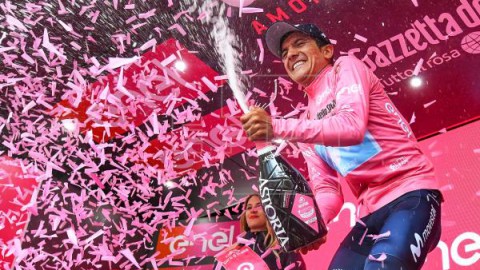 CICLISMO GIRO DE ITALIA Carapaz celebra a 4.700 metros de altitud el primer año de su conquista del Giro