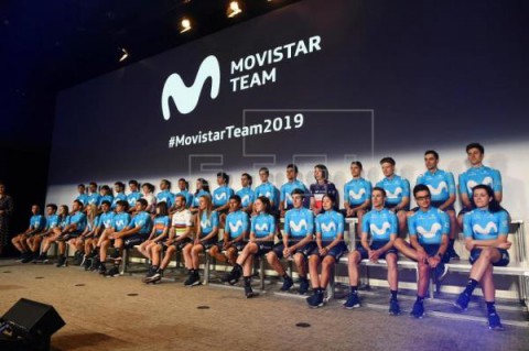 CICLISMO MOVISTAR Movistar presenta con el honor del arcoíris de Valverde y el anhelo del Tour