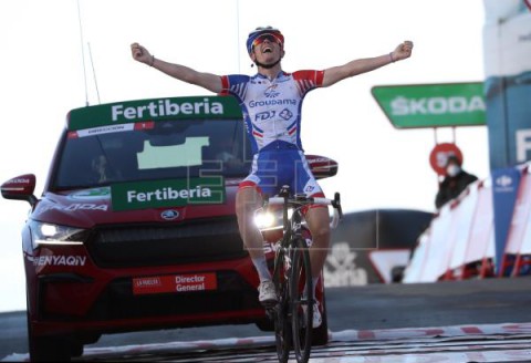 CICLISMO VUELTA Gaudu se apunta doblete en La Covatilla, Roglic virtual ganador de la Vuelta