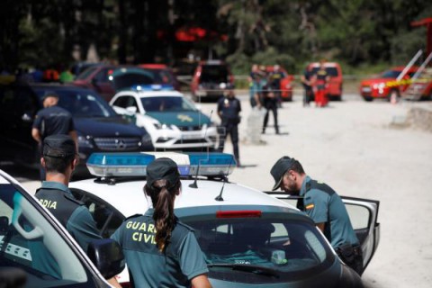 FERNÁNDEZ OCHOA Cercedilla guarda silencio por Blanca Fernández Ochoa antes de sus fiestas