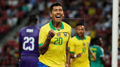 FÚTBOL AMISTOSO: BRASIL-SENEGAL 1-1. Senegal amarga a Neymar su partido Cien con Brasil