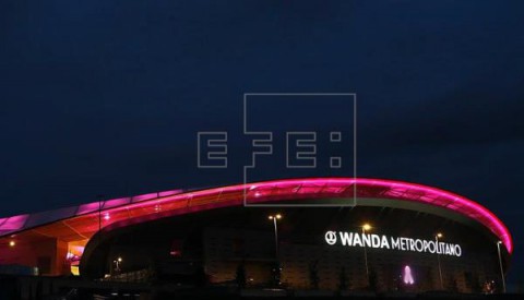 FÚTBOL ATLÉTICO DE MADRID El Metropolitano luce de rosa contra el cáncer de mama