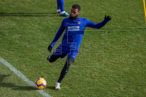 FÚTBOL ATLÉTICO DE MADRID Lemar vuelve a entrenar con el grupo pero apunta a suplente en Valladolid