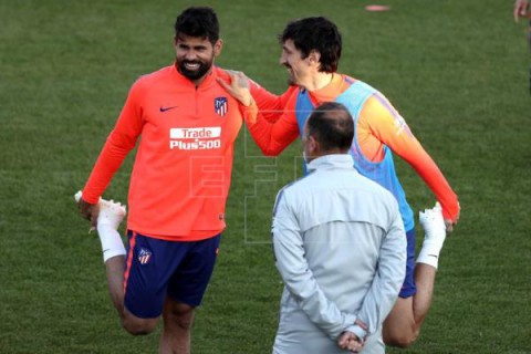 FÚTBOL ATLÉTICO DE MADRID Savic vuelve al grupo y apunta al once contra el Espanyol