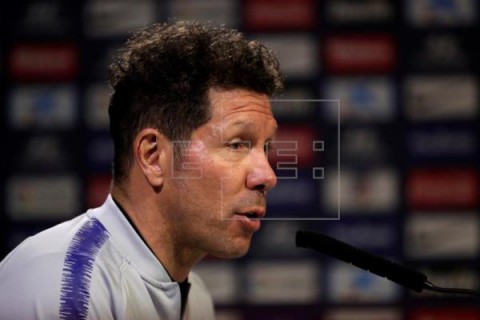 FÚTBOL ATLÉTICO DE MADRID Simeone: `Dependemos de nosotros para seguir vivos en la Liga`