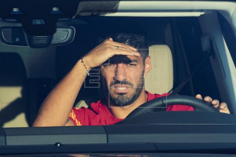 FÚTBOL ATLÉTICO MADRID  El Atlético aguarda a Luis Suárez
