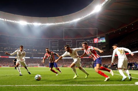 FÚTBOL ATLÉTICO MADRID-REAL MADRID 0-0. Noche de frustración