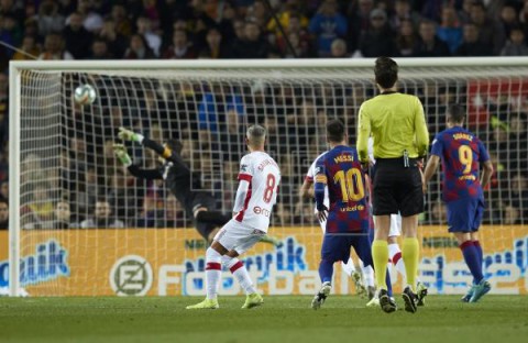 FÚTBOL BARCELONA-MALLORCA 4-1. El Barça sentencia el partido en la primera mitad