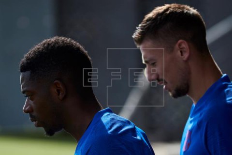 FÚTBOL BARCELONA-VILLARREAL Dembélé recibe el alta y entra en la convocatoria