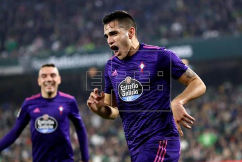 FÚTBOL BETIS-CELTA  3-3. Betis y Celta empatan en un partido loco