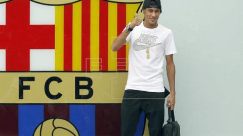 FÚTBOL CASO NEYMAR Tres magistrados juzgarán a Neymar por estafa en su fichaje por el Barça