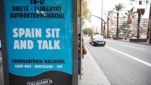 FÚTBOL CLÁSICO El Barça confía en que el tsunami no tenga daños colaterales