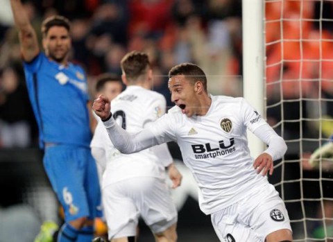 FÚTBOL COPA DEL REY  3-1. Rodrigo mete al Valencia en semifinales