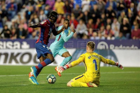 FÚTBOL COPA REY El Sporting-Valencia abrirá los octavos y los cerrarán el Levante-Barça