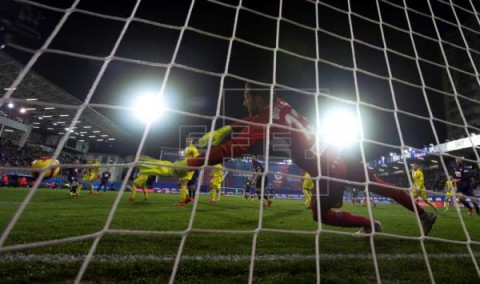 FÚTBOL EIBAR-ESPANYOL 3-0. El Eibar vuelve a paladear el sabor de la victoria