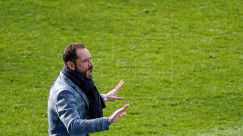 FÚTBOL ESPANYOL El Espanyol destituye a Pablo Machín