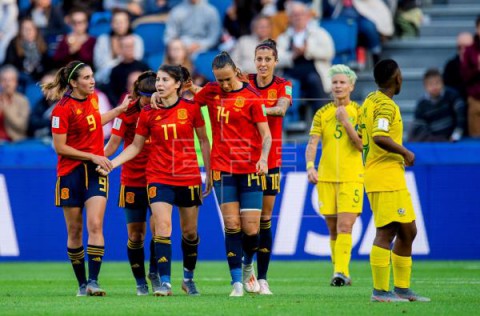 FÚTBOL FRANCIA 2019 España y Alemania empiezan sufriendo; Noruega, goleando
