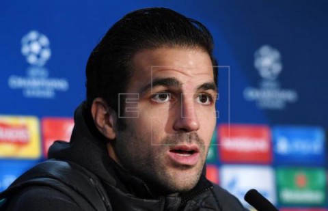 FÚTBOL FRANCIA Cesc Fàbregas anuncia con un vídeo su fichaje por el Mónaco hasta 2022