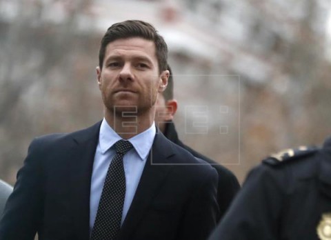 FÚTBOL FRAUDE La Audiencia Provincial juzga hoy a Xabi Alonso por supuesto fraude fiscal