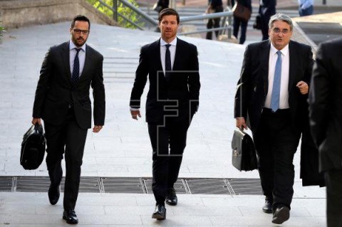 FÚTBOL FRAUDE Xabi Alonso: `No hay acuerdo de última hora`