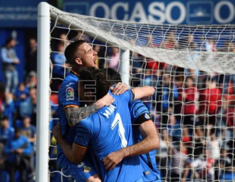 FÚTBOL GETAFE-RAYO 2-1. Mata y Jorge Molina acercan al Getafe a Europa y hunden al Rayo