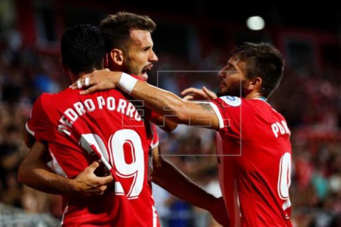 FÚTBOL GIRONA – CELTA 3-2. Un doblete de Cristhian Stuani hace soñar al Girona