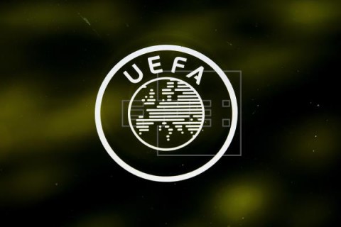 FÚTBOL HOLANDA CORONAVIRUS El Ajax critica a la UEFA por alentar la reanudación de las competiciones