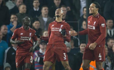 FÚTBOL INGLATERRA El `Boxing day` fortalece al Liverpool y deprime al City