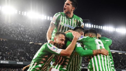 FÚTBOL LALIGA SANTANDER LaLiga se reanudará el 11 de junio con el Sevilla-Betis