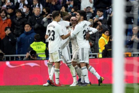 FÚTBOL LALIGA SANTANDER Paso atrás del Atlético y adelante del Real Madrid