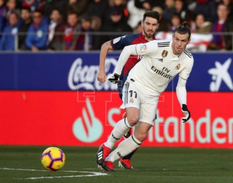 FÚTBOL LALIGA SANTANDER  El Real Madrid mantiene el pulso