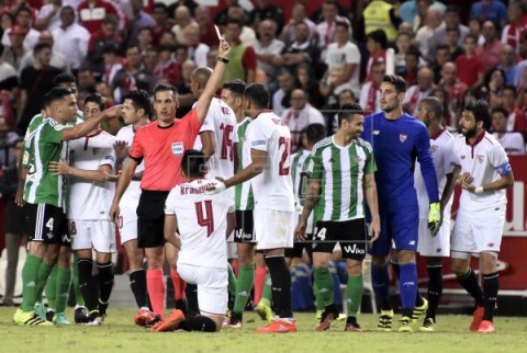 FÚTBOL LALIGA Tebas: `Sería nuestra ilusión volver el 11 de junio con el Sevilla-Betis