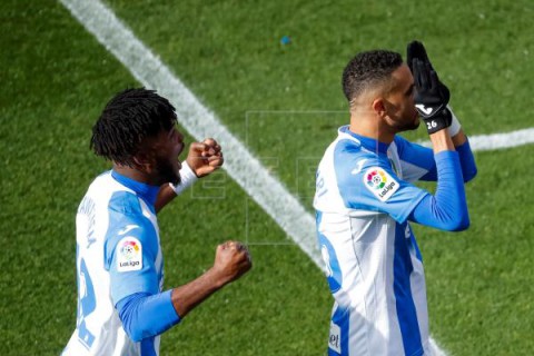 FÚTBOL LEGANÉS-ESPANYOL 2-0: El Leganés se impulsa, el Espanyol se hunde